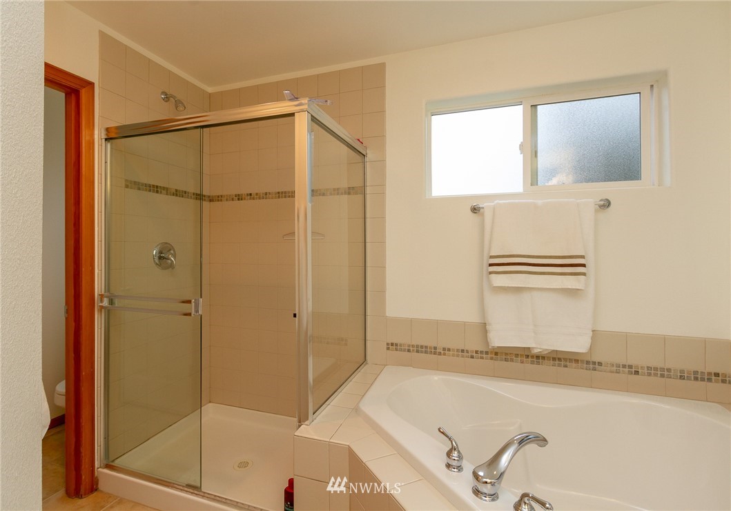 12105 Southeast 186th Street Renton, WA 98058 - Photo 26 of 28 Gallery Image 26