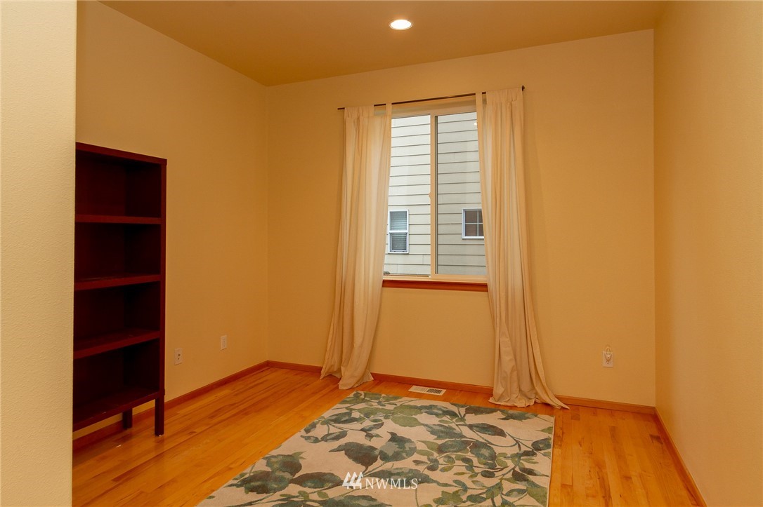 12105 Southeast 186th Street Renton, WA 98058 - Photo 7 of 28 Gallery Image 7