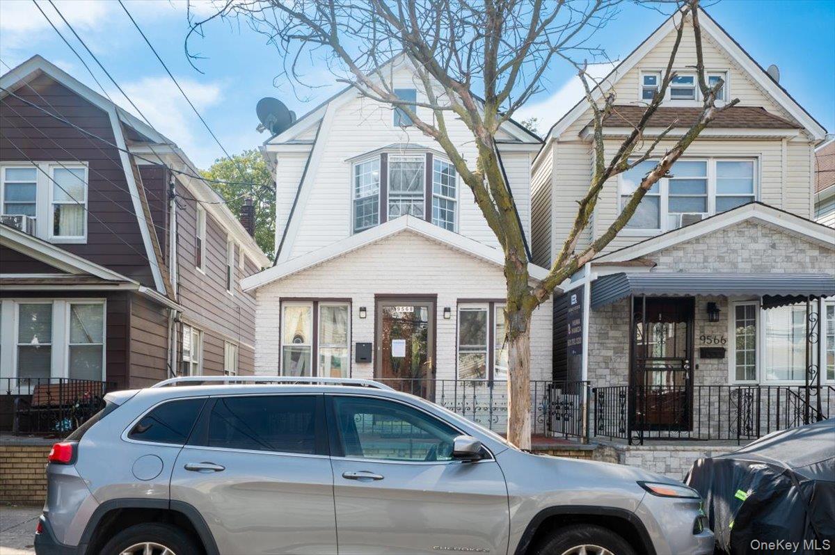 95-68 115th Street Queens, NY 11419 - Photo 3 of 28 View of dutch colonial