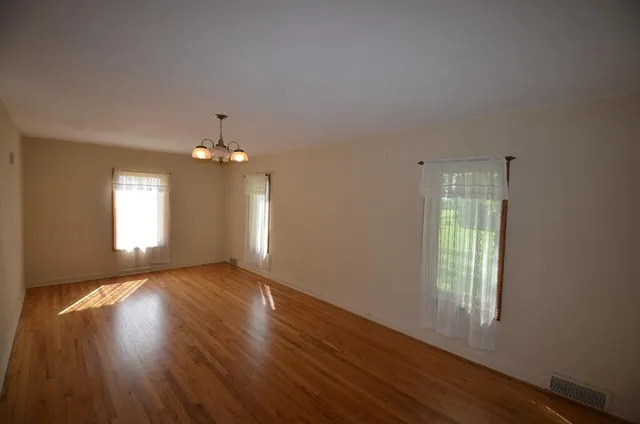 $324,900 | 455 Howard Road, Whitewater, WI 53190