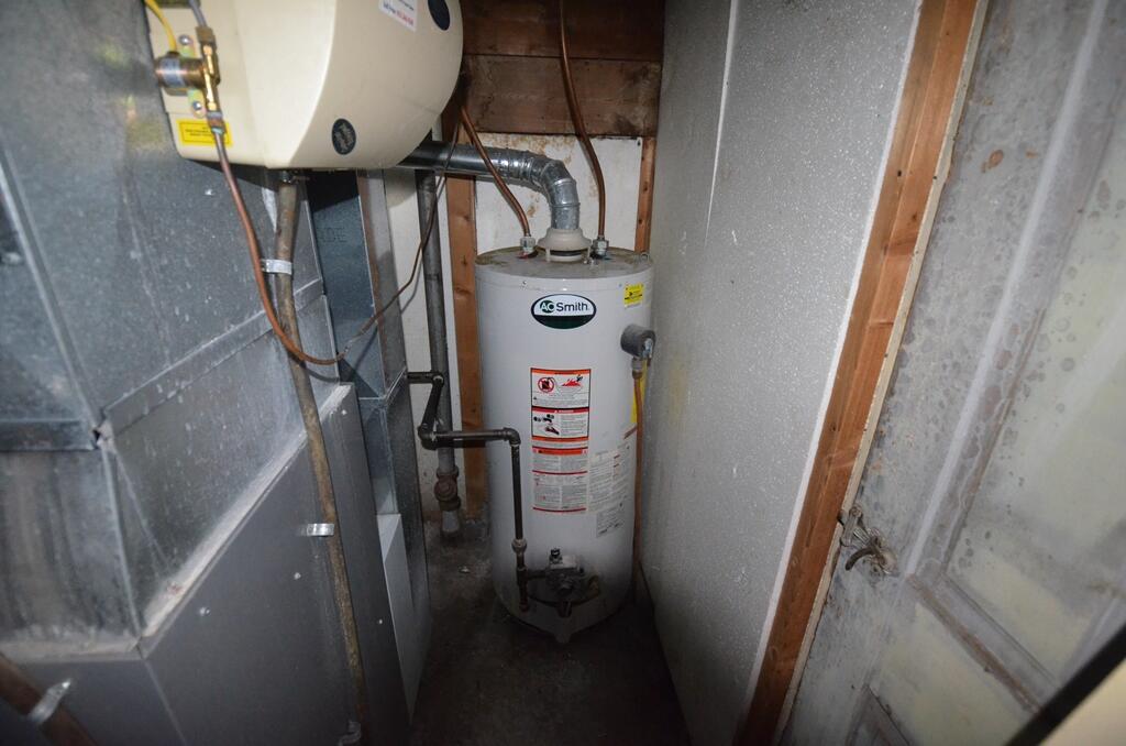 455 Howard Road Whitewater, WI 53190 - Photo 28 of 35 Water Heater