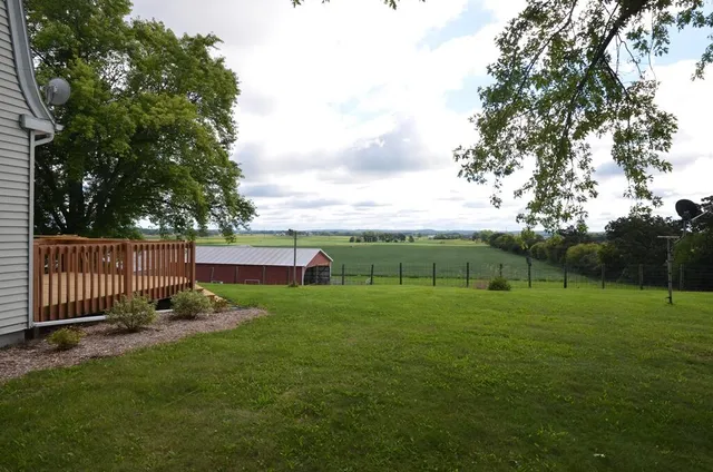 $324,900 | 455 Howard Road, Whitewater, WI 53190