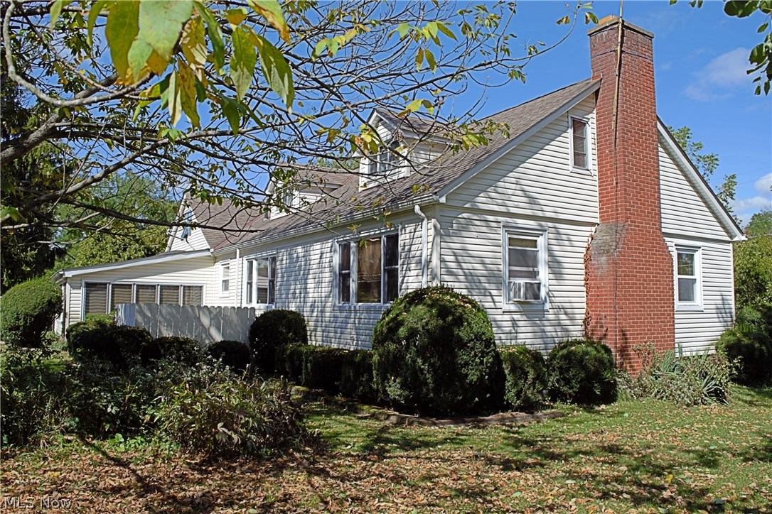 1128 Brownville Road Rome, OH 44085 - Photo 3 of 34 Fall in love with this home that has so much potential.