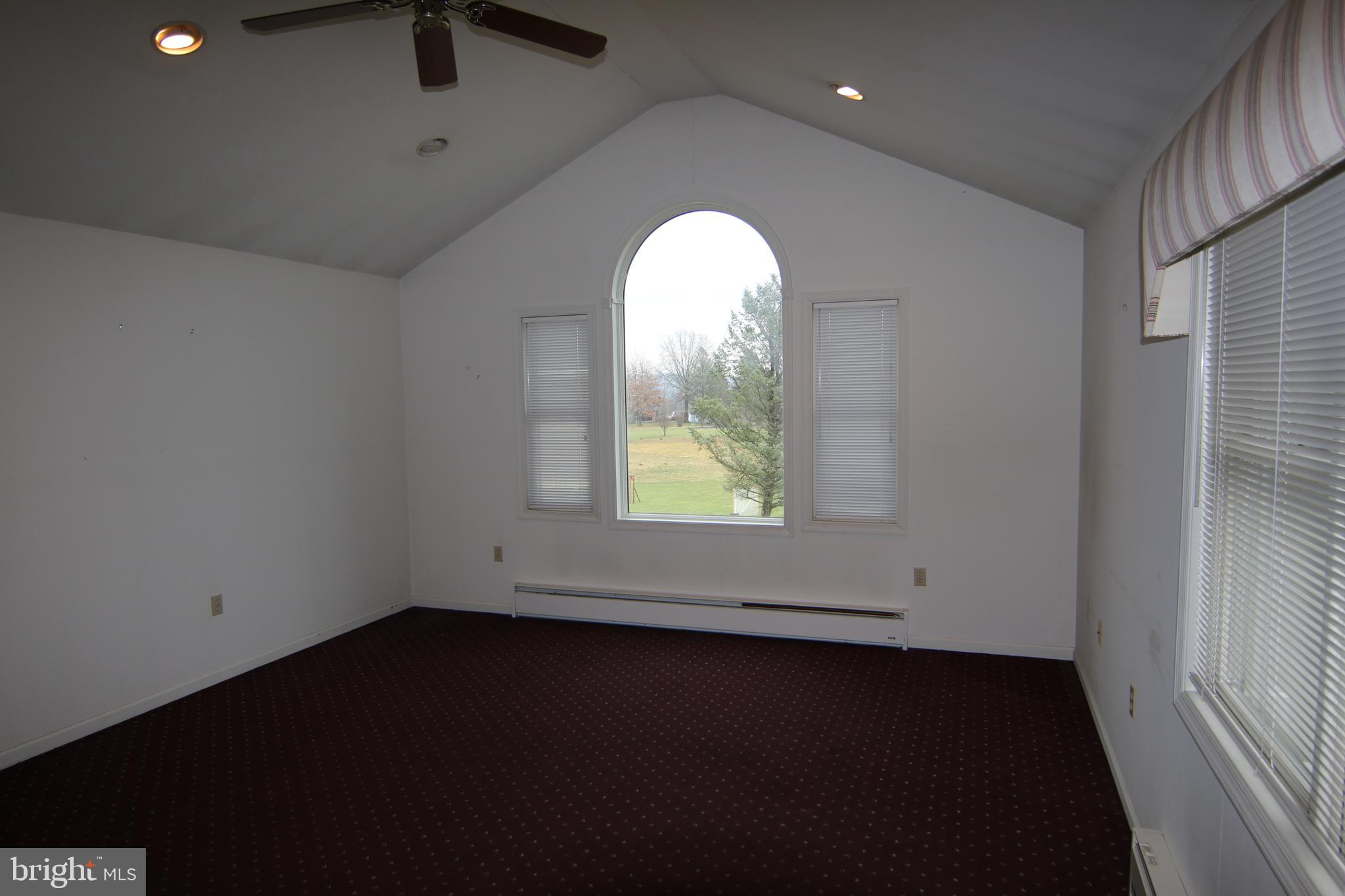 2083 Schoolhouse Road Middletown, PA 17057 - Photo 8 of 25 Gallery Image 8