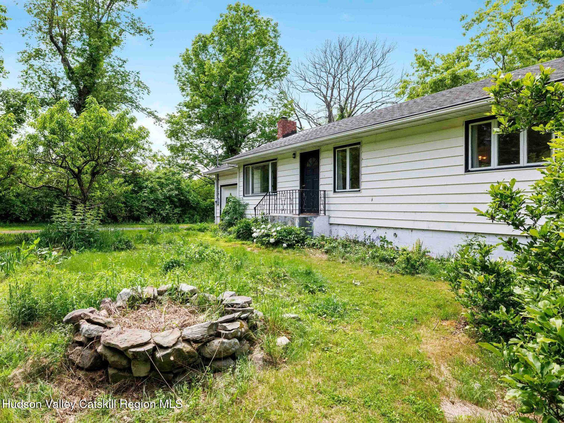 37 Mary's Lane Stone Ridge, NY 12484 - Photo 3 of 30 photo_online_004