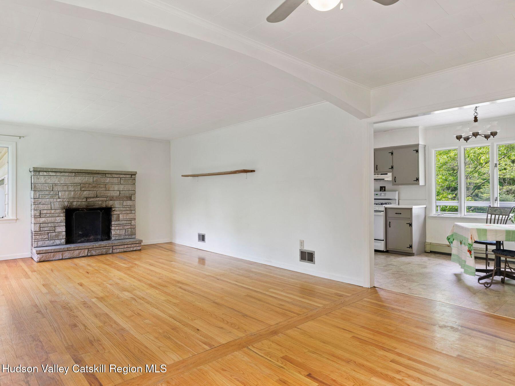 37 Mary's Lane Stone Ridge, NY 12484 - Photo 8 of 30 photo_online_008