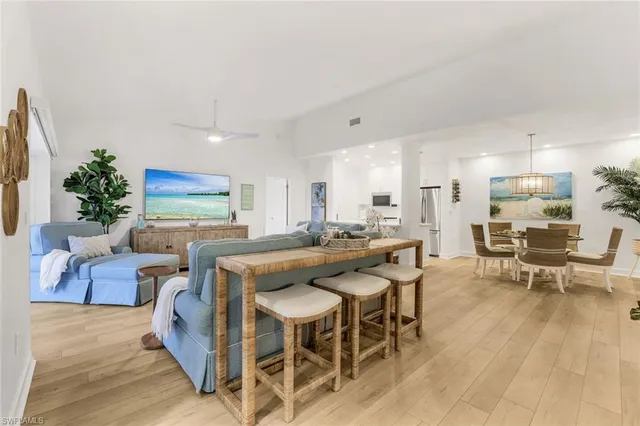 $12,000 | 790 Willowbrook Drive, Unit 305, Naples, FL 34108