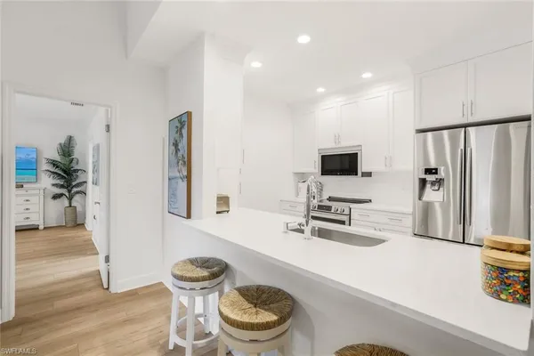 $12,000 | 790 Willowbrook Drive, Unit 305, Naples, FL 34108