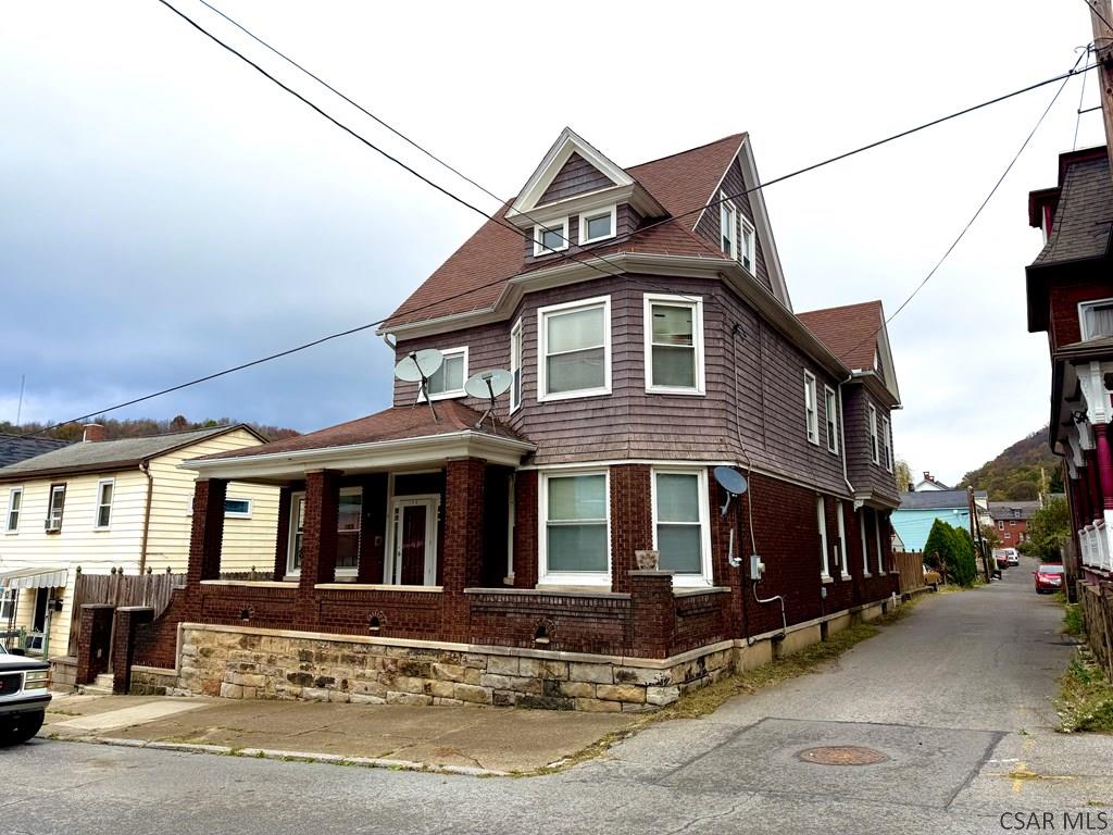 123 Singer Street Johnstown, PA 15901 - Photo 2 of 96