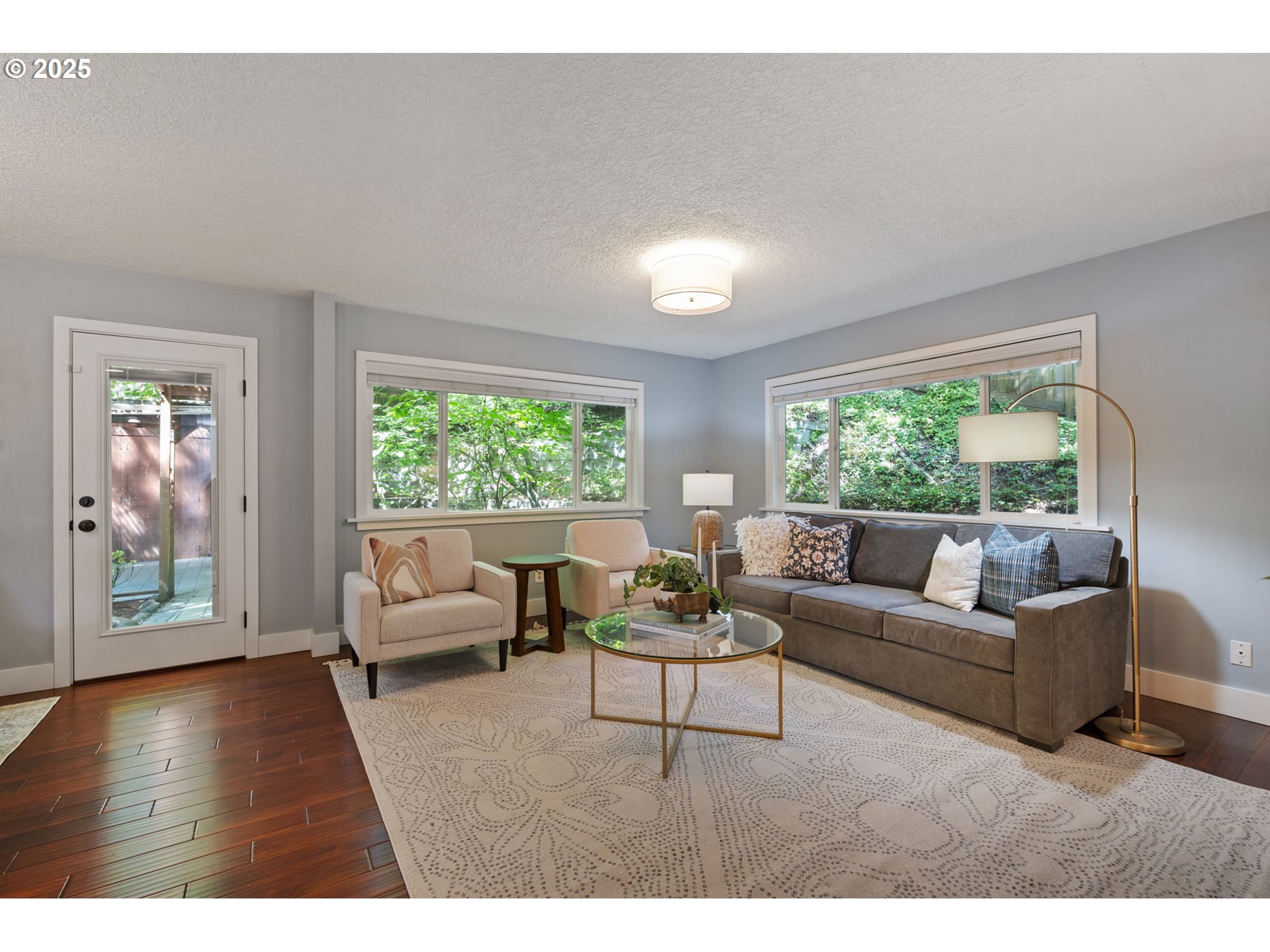 2345 Southwest Dewitt Street Portland, OR 97239 - Photo 14 of 43 Family Room