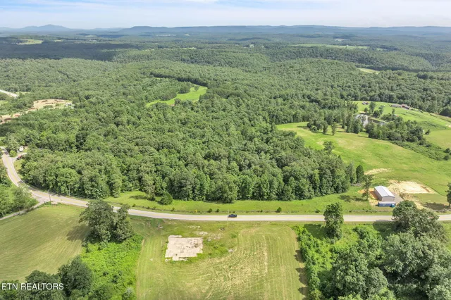 $69,900 | Nashville Highway, Deer Lodge, TN 37726