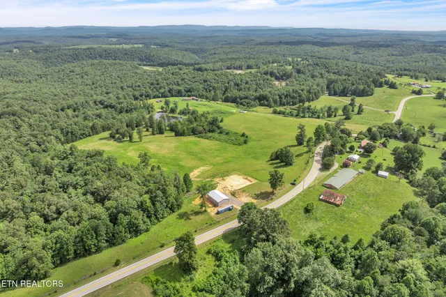 $69,900 | Nashville Highway, Deer Lodge, TN 37726