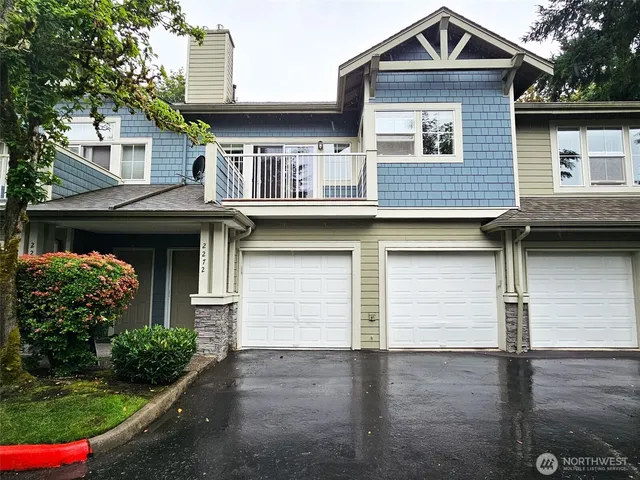 $479,000 | 2272 Newport Way Northwest, Unit 14, Issaquah, WA 98027