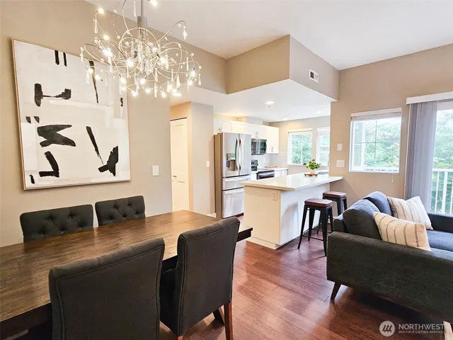 $479,000 | 2272 Newport Way Northwest, Unit 14, Issaquah, WA 98027