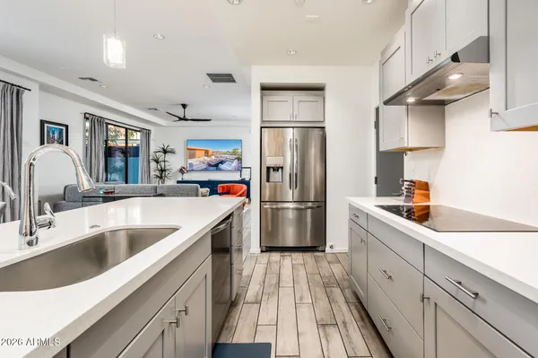 $3,850 | 4416 North 27th Way, Phoenix, AZ 85016