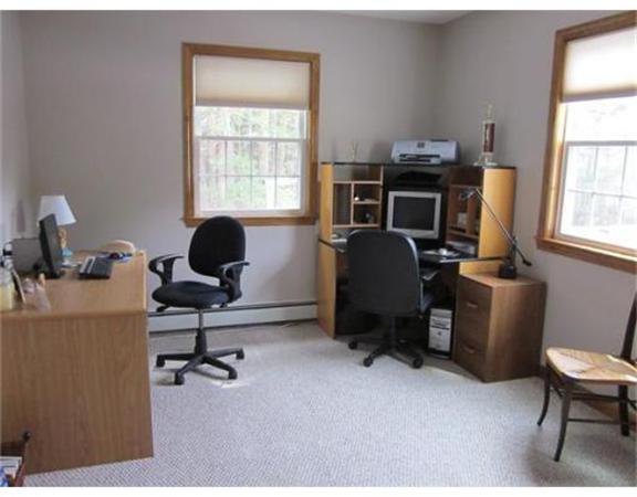 6 Fisher Road Chelmsford, MA 01824 - Photo 21 of 28