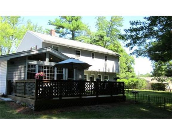 6 Fisher Road Chelmsford, MA 01824 - Photo 4 of 28
