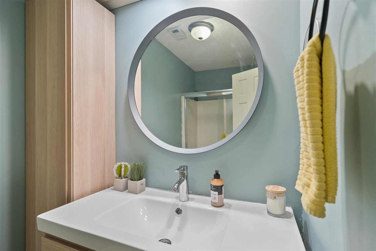 5417 Scenic View Lane Raleigh, NC 27612 - Photo 8 of 18 Photo 8