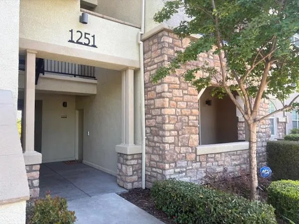$305,109 | 1251 Whitney Ranch Parkway, Unit PW121, Rocklin, CA 95765