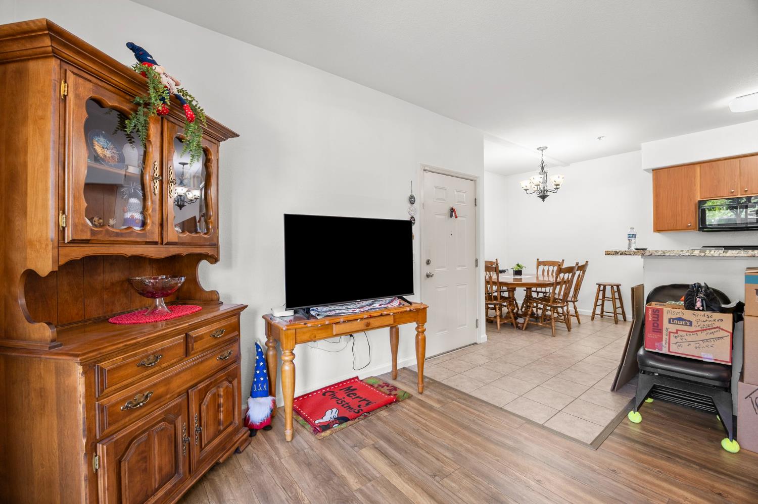 1251 Whitney Ranch Parkway, Unit 1212 Rocklin, CA 95765 - Photo 6 of 30 a living room with furniture and flat screen tv