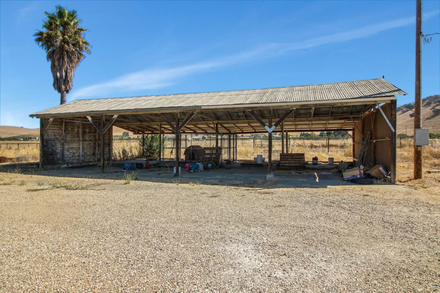 1410 Spring Grove Road Hollister, CA 95023 - Photo 21 of 28 Gallery Image 21