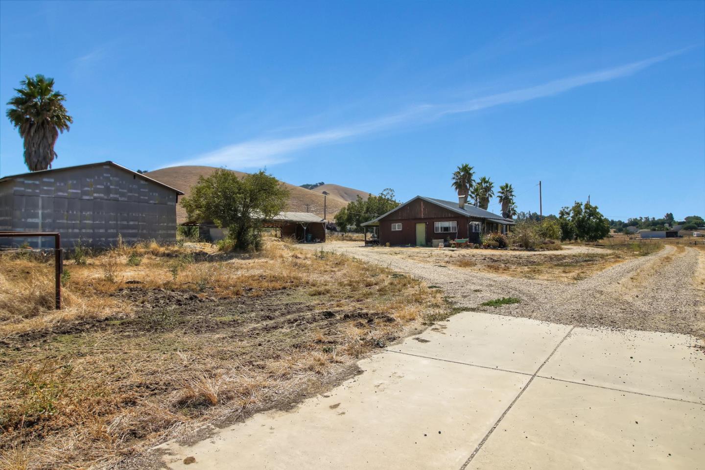 1410 Spring Grove Road Hollister, CA 95023 - Photo 22 of 28 Gallery Image 22