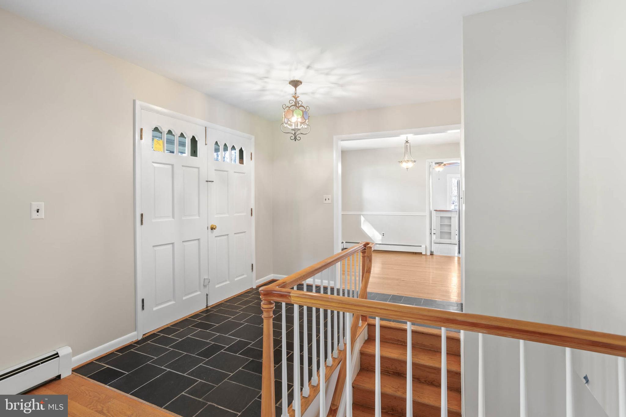 2123 Woodview Road Finksburg, MD 21048 - Photo 3 of 28 Entrance Foyer