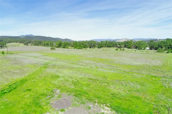 $55,000 | 15870 Kugelman Street, Lower Lake, CA 95457