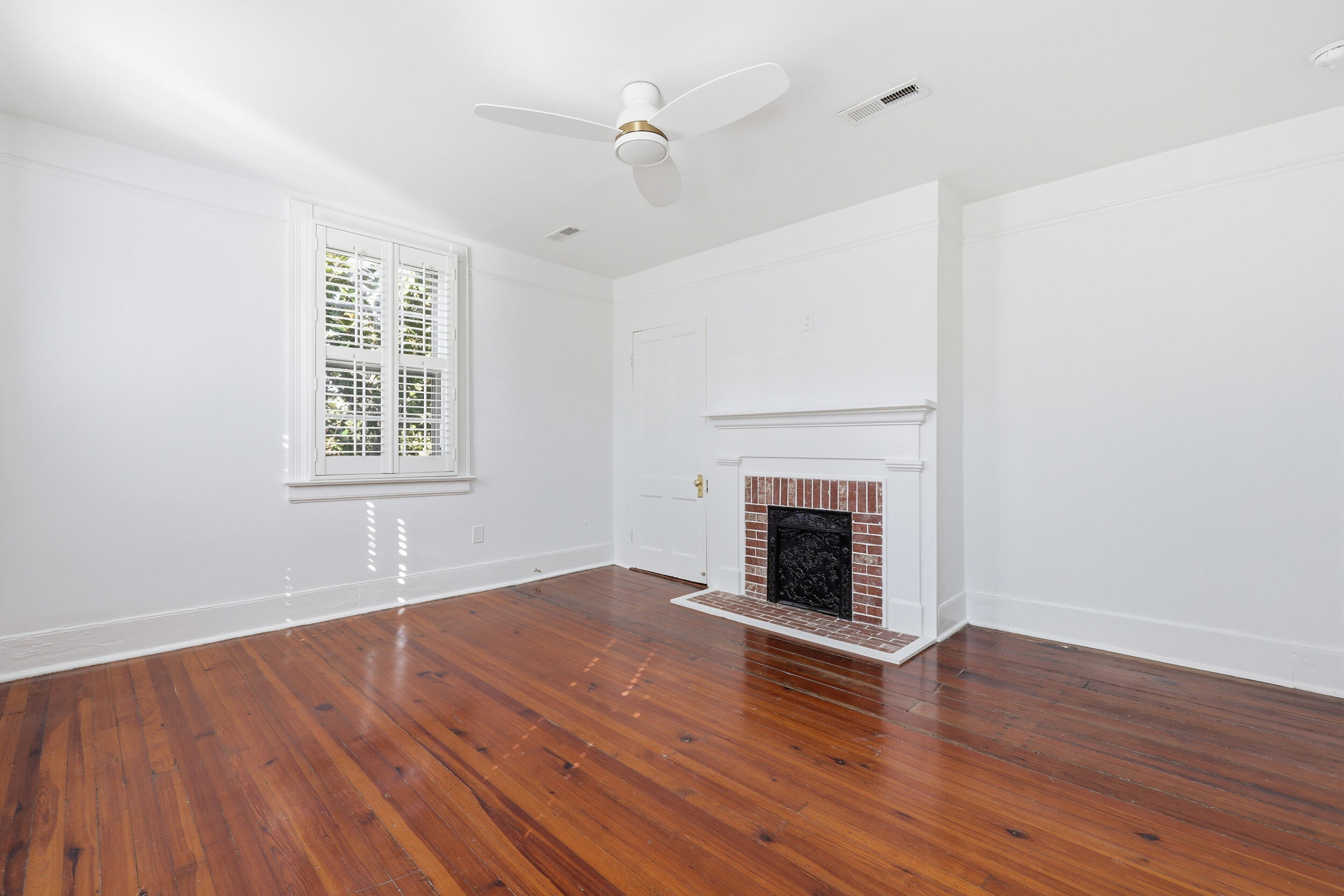 84 Vanderhorst Street Charleston, SC 29403 - Photo 20 of 35 12_ecp_006