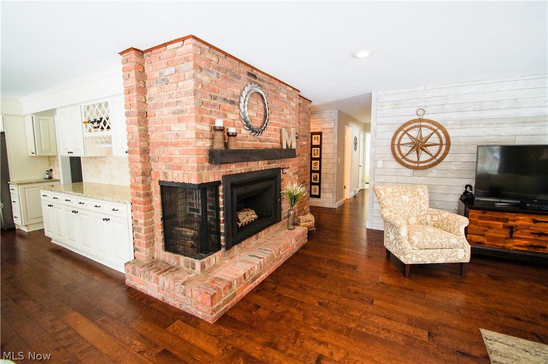 11295 Springway Road Chardon, OH 44024 - Photo 9 of 33 Gallery Image 9