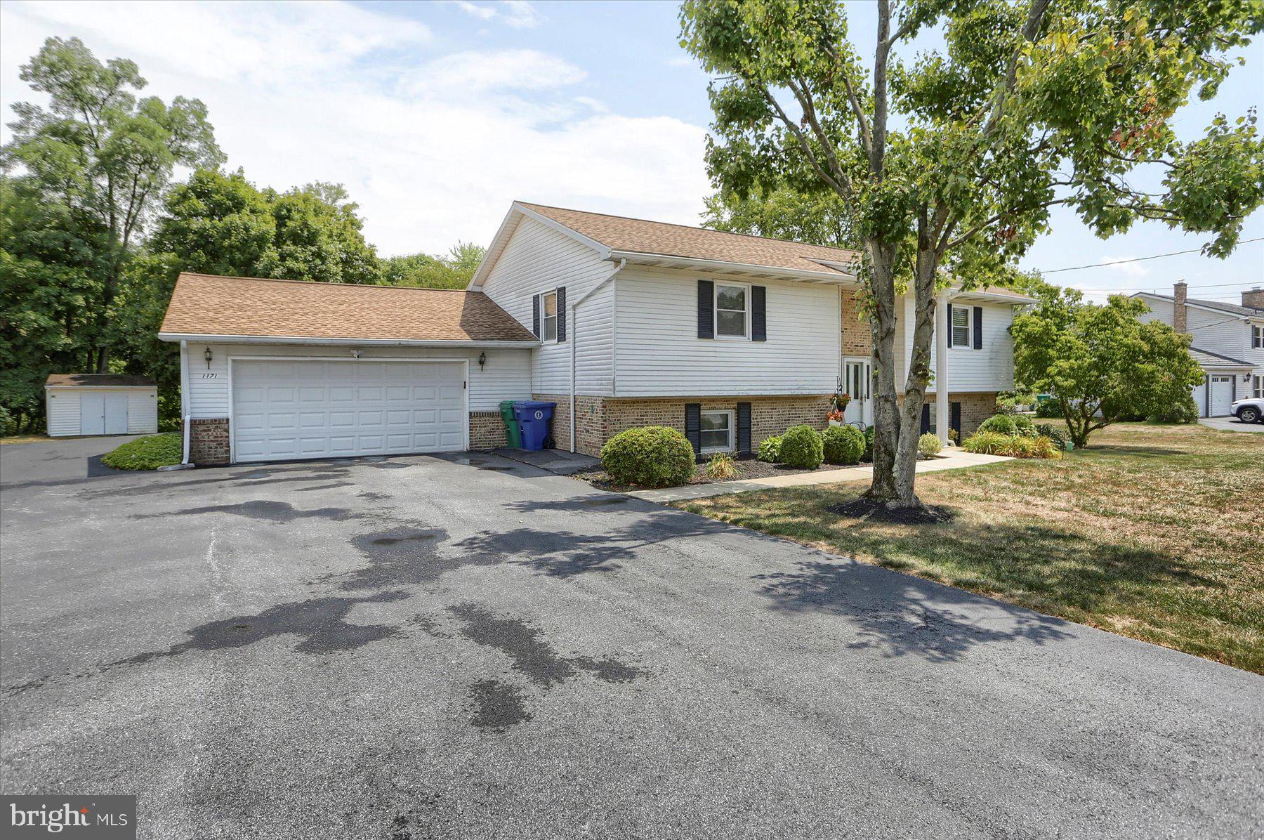 1171 Green Tree Road Harrisburg, PA 17112 - Photo 3 of 38 Gallery Image 3
