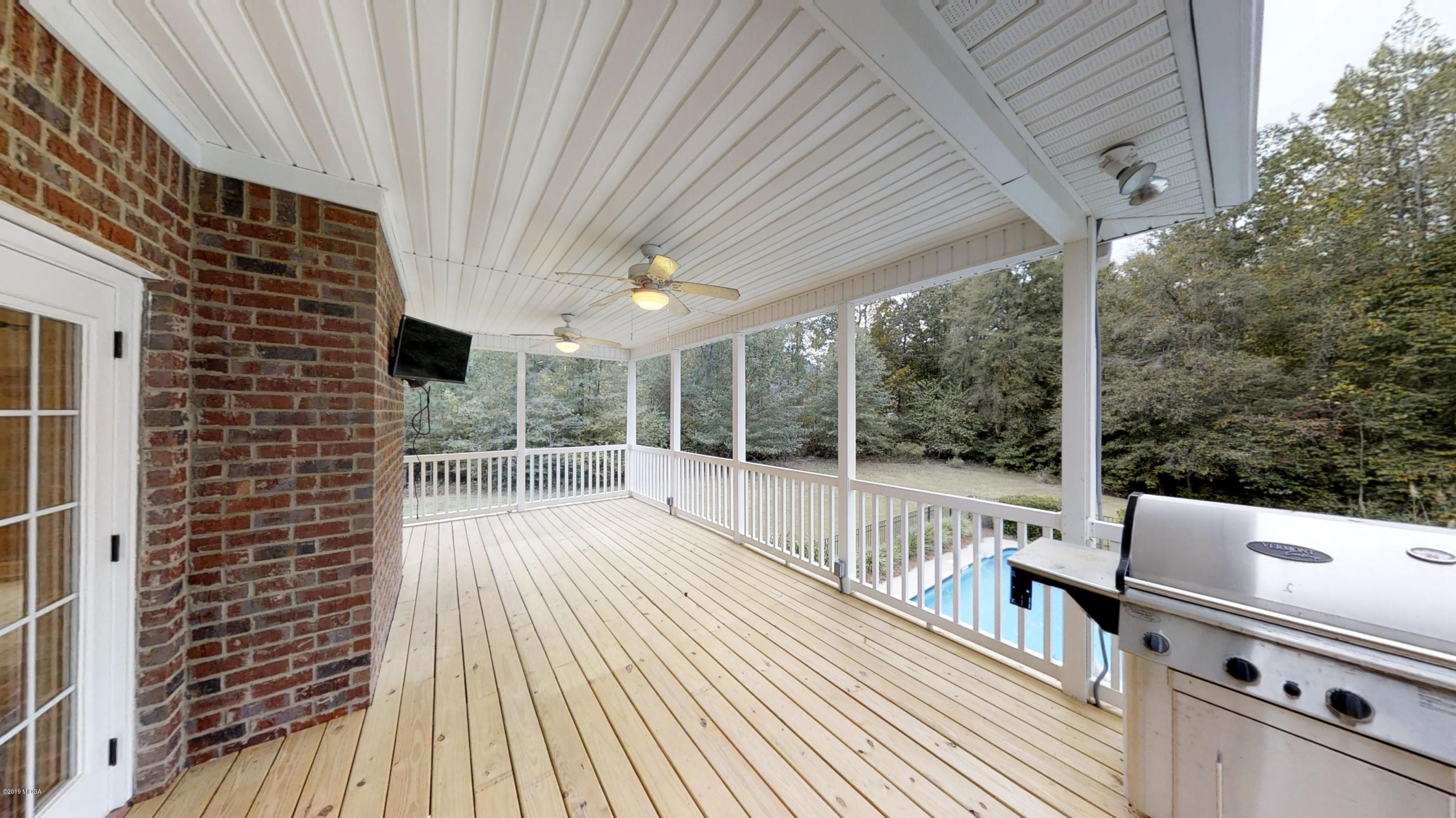 102 Ridge Way Forsyth, GA 31029 - Photo 9 of 39 E16