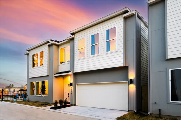 $3,200 | 8907 Knoll Branch Drive, Houston, TX 77080