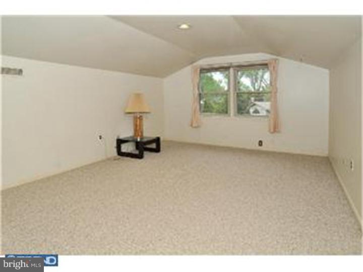 1045 Irvin Road Huntingdon Valley, PA 19006 - Photo 20 of 24 Bonus Room