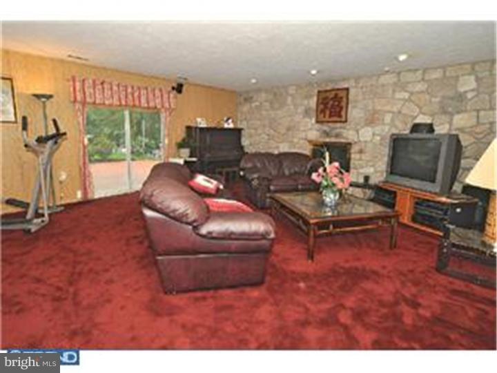 1045 Irvin Road Huntingdon Valley, PA 19006 - Photo 21 of 24