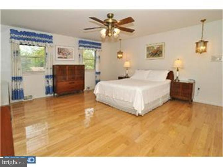 1045 Irvin Road Huntingdon Valley, PA 19006 - Photo 6 of 24 Bedroom - Main