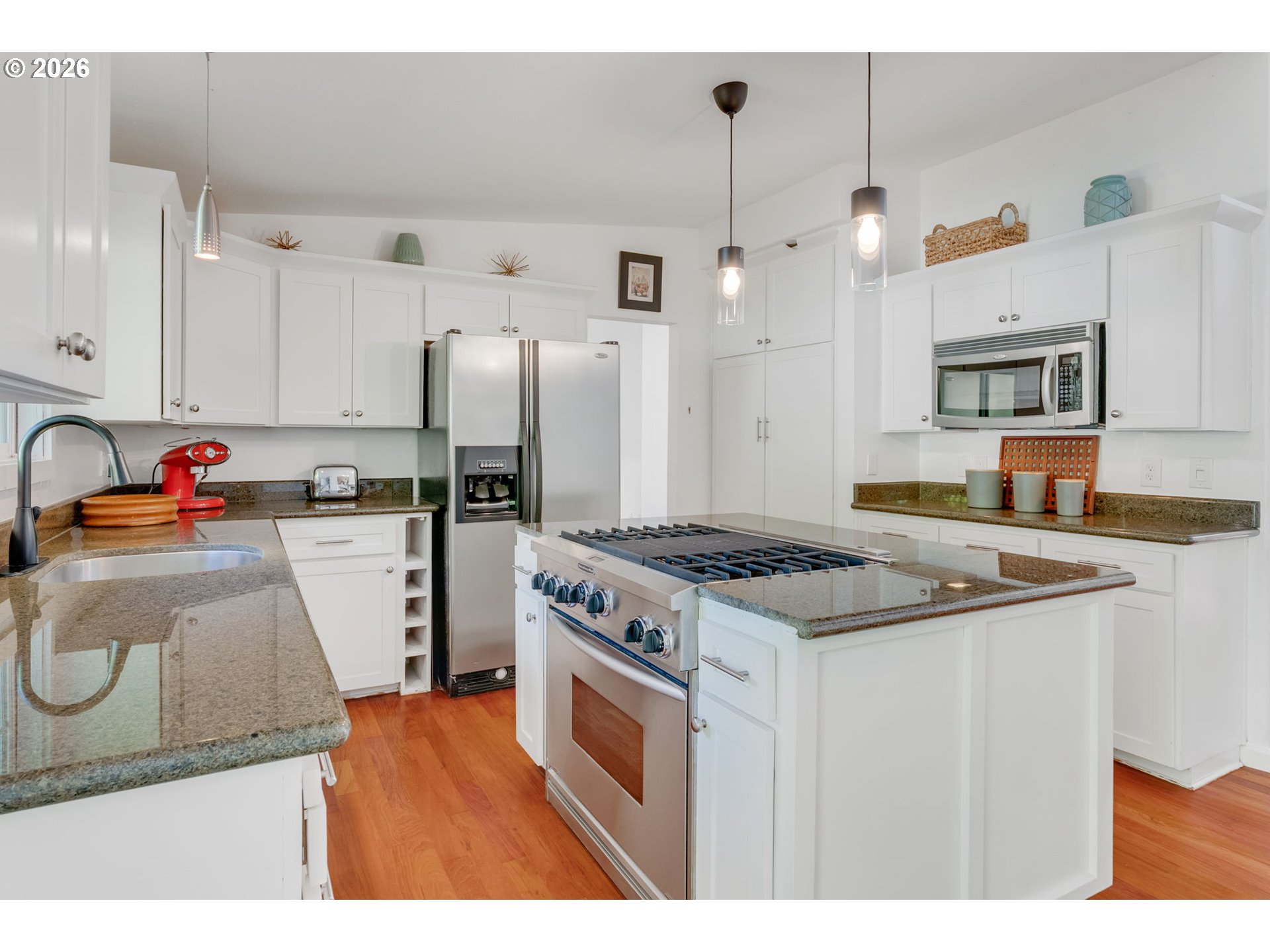 6255 Southwest Elm Avenue Beaverton, OR 97005 - Photo 18 of 48