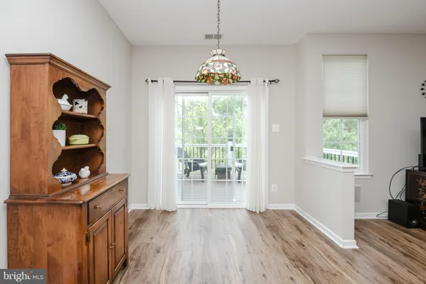 $390,000 | 117 Oak Ridge Drive, Mount Royal, NJ 08061