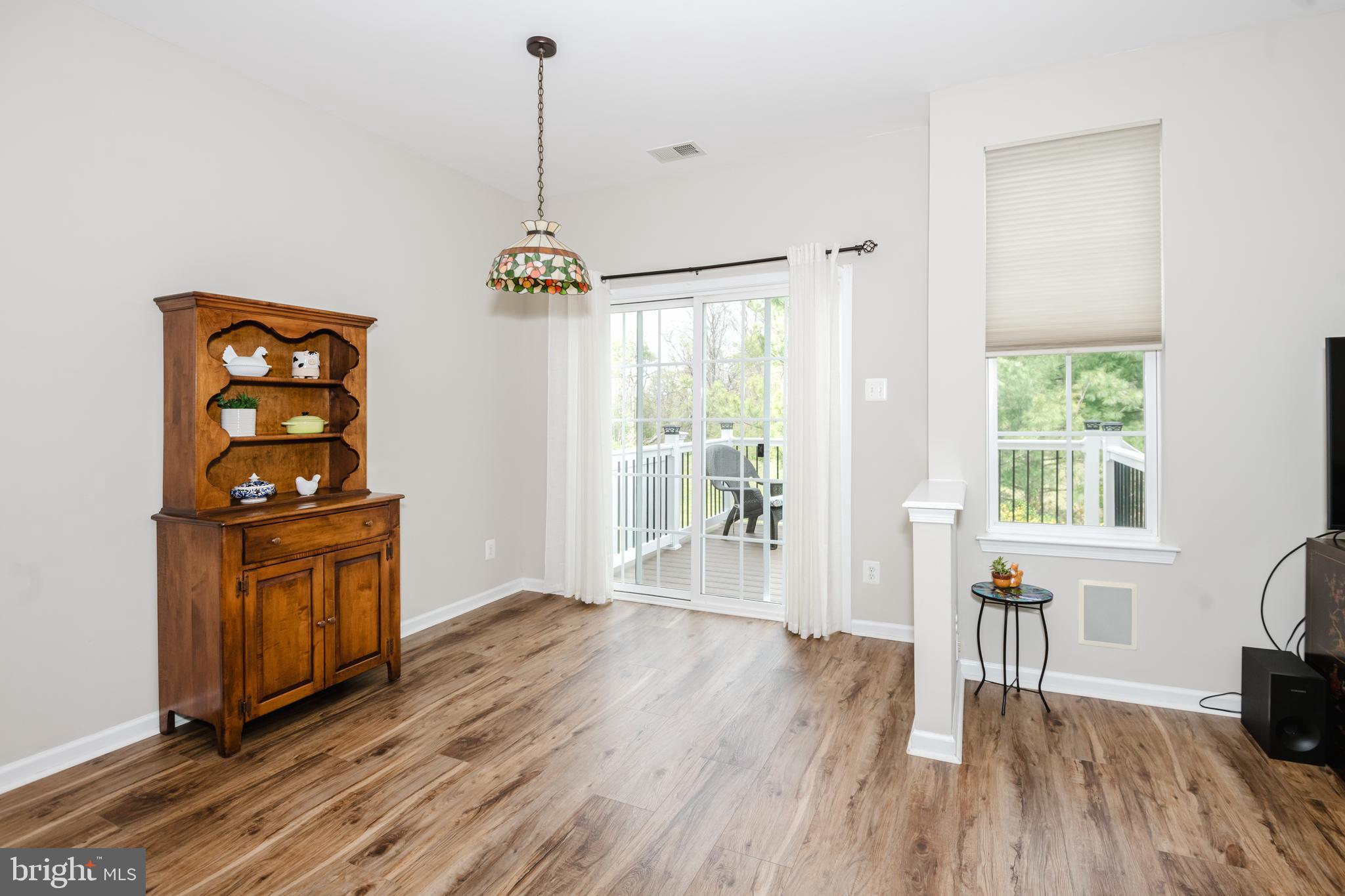 117 Oak Ridge Drive Mount Royal, NJ 08061 - Photo 18 of 42 Kitchen eating area