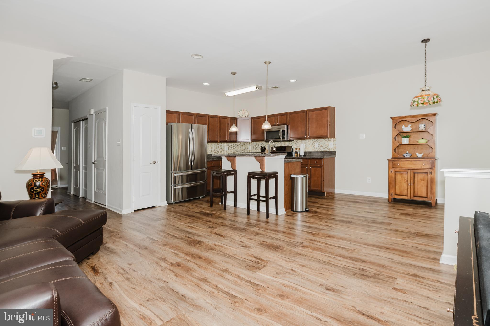 117 Oak Ridge Drive Mount Royal, NJ 08061 - Photo 19 of 42 Living Room