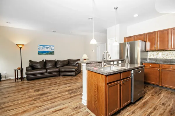 $390,000 | 117 Oak Ridge Drive, Mount Royal, NJ 08061