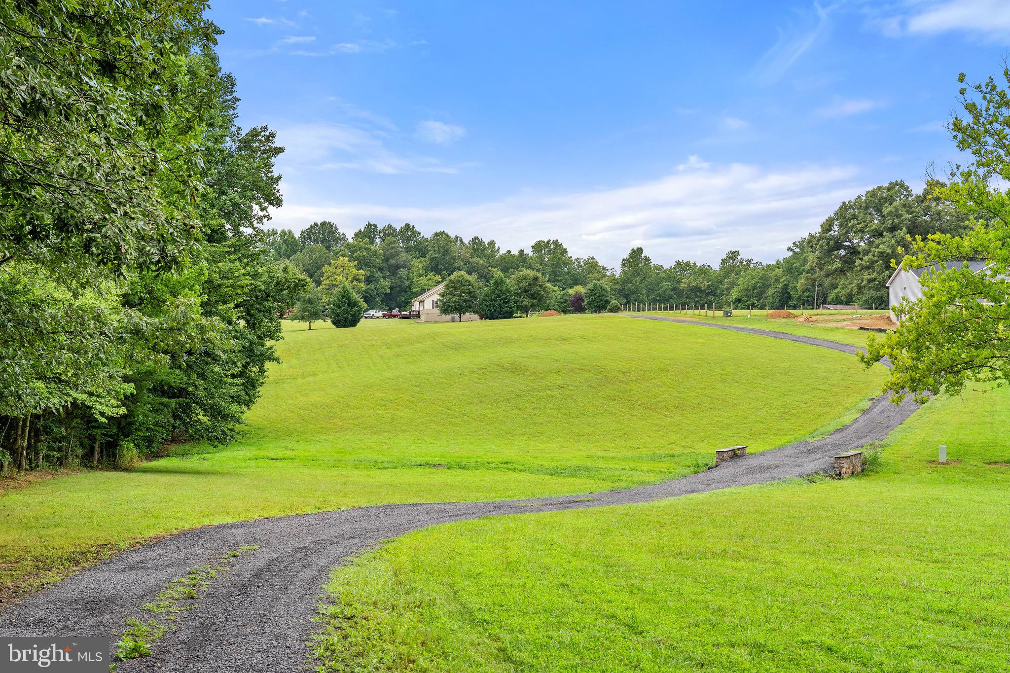 13032 Alum Springs Road Culpeper, VA 22701 - Photo 5 of 18 Driveway coming in