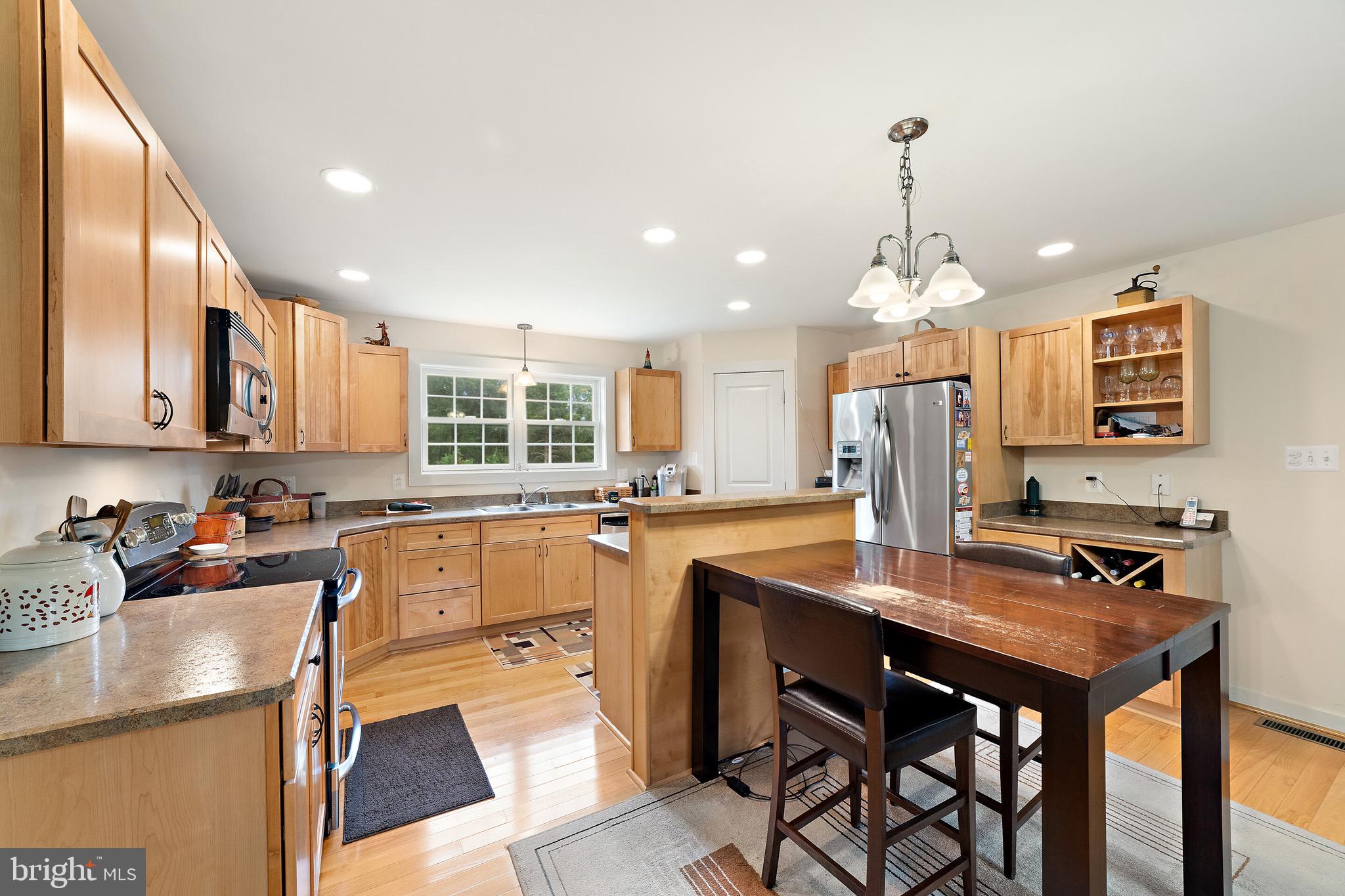 13032 Alum Springs Road Culpeper, VA 22701 - Photo 6 of 18 Main house Kitchen