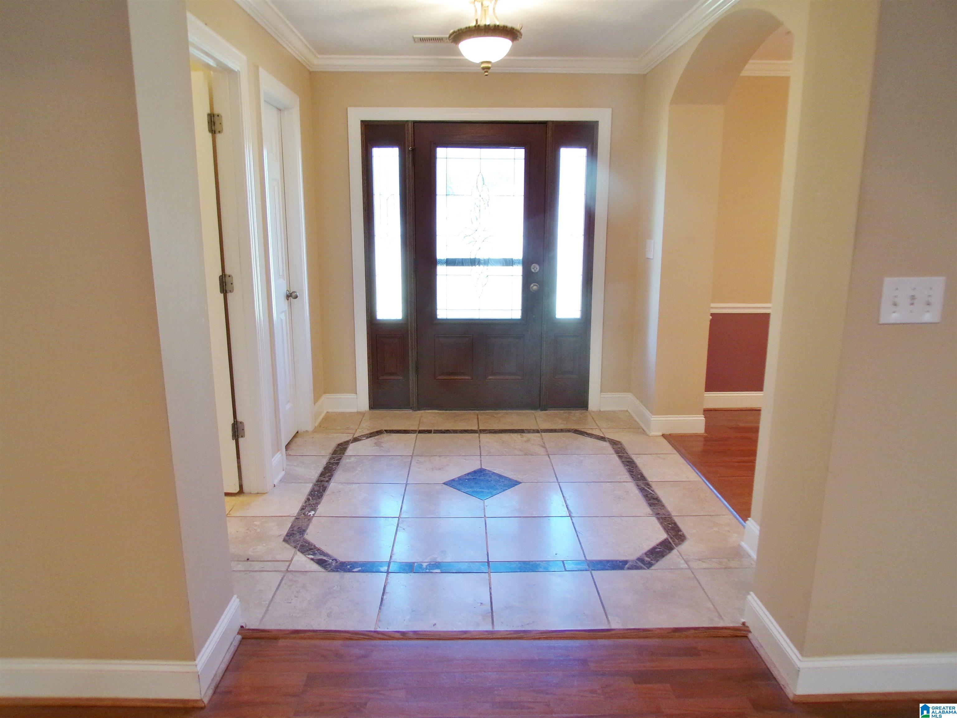 36 Foxley Road Anniston, AL 36205 - Photo 3 of 71