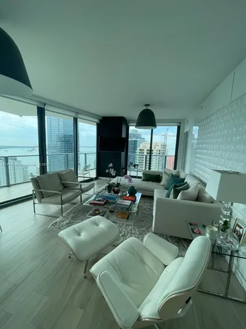 $7,200 | 1300 South Miami Avenue, Unit 3605, Miami, FL 33130