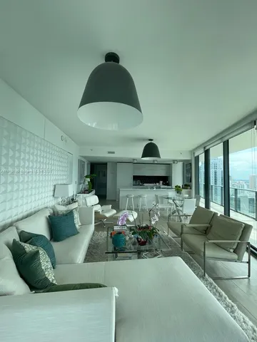 $7,200 | 1300 South Miami Avenue, Unit 3605, Miami, FL 33130