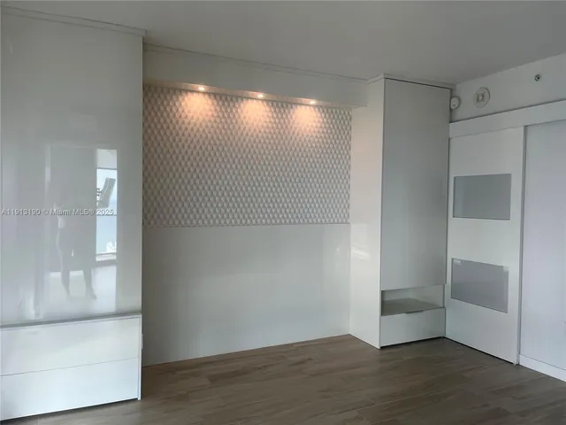 $7,200 | 1300 South Miami Avenue, Unit 3605, Miami, FL 33130