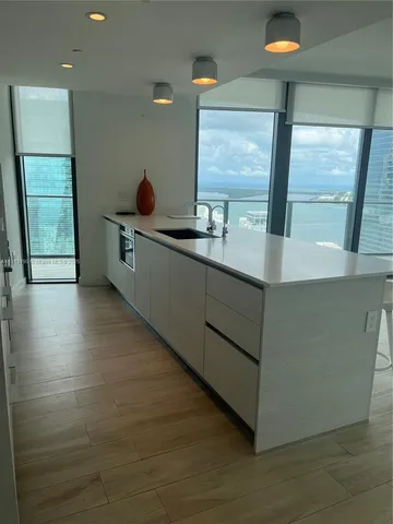 $7,200 | 1300 South Miami Avenue, Unit 3605, Miami, FL 33130