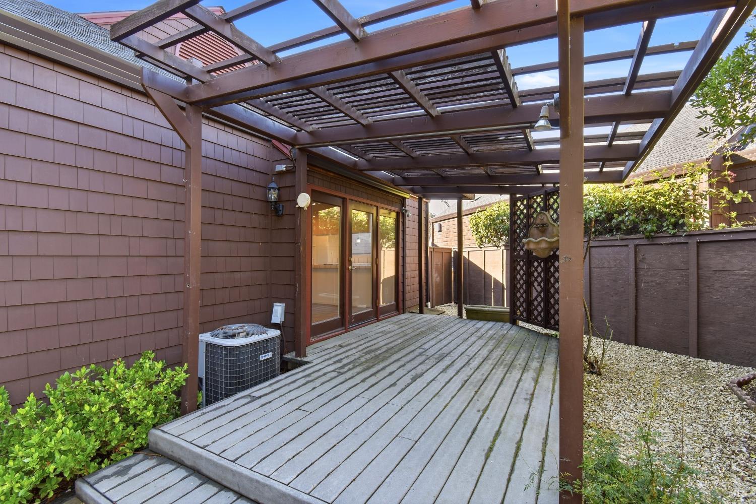 1320 North Street, Unit 7 Santa Rosa, CA 95404 - Photo 5 of 28