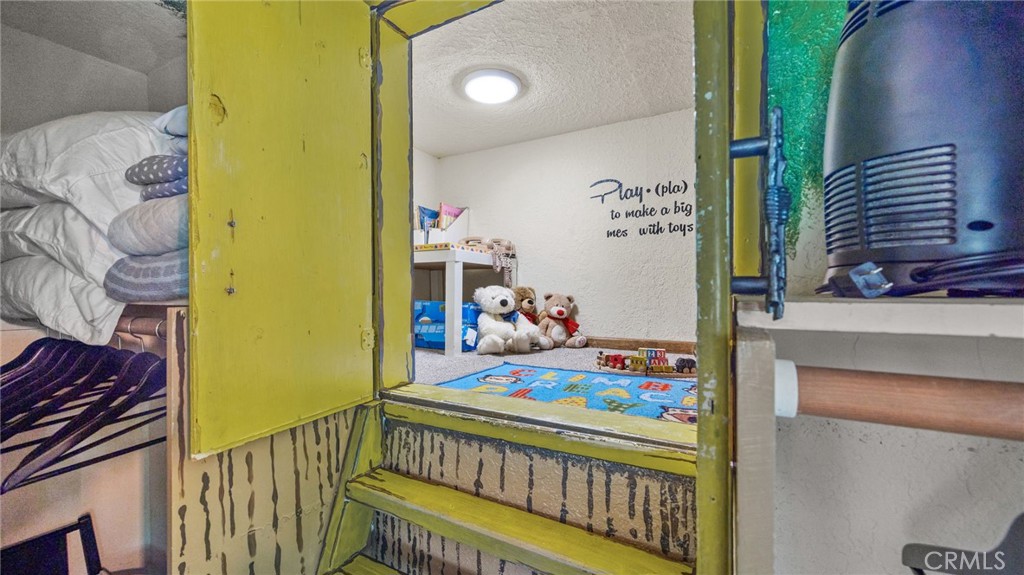 582 Kuffel Canyon Road Lake Arrowhead, CA 92352 - Photo 20 of 28